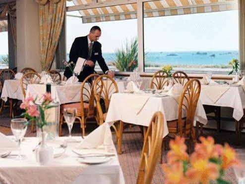 The Samares Coast Hotel & Apartments Saint Helier ภายนอก รูปภาพ
