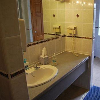 The Samares Coast Hotel & Apartments Saint Helier ภายนอก รูปภาพ